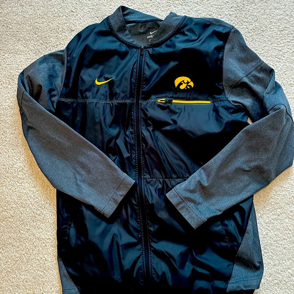 Nike Iowa Hawkeye Shield Jacket